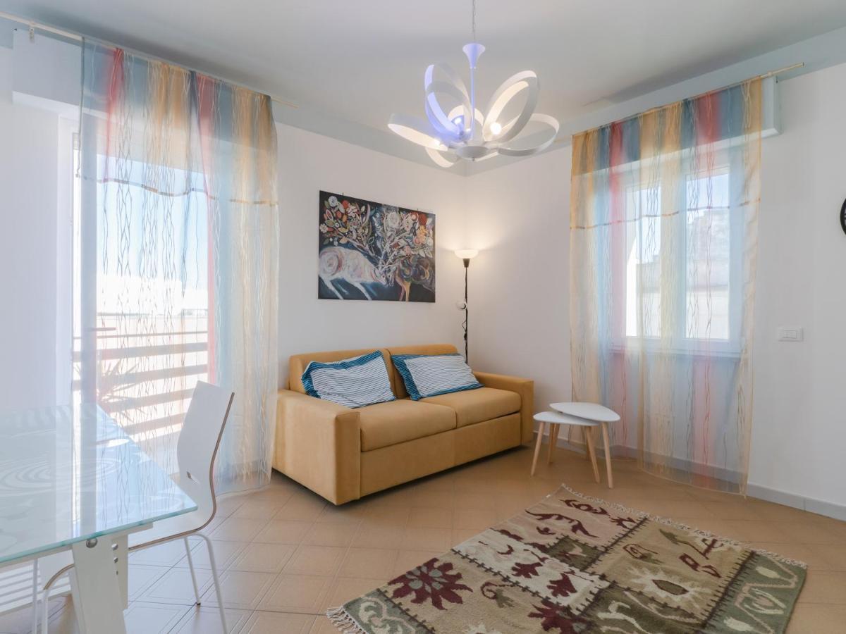 Salento 4 Stars - Blue & Yellow Squinzano Exteriör bild